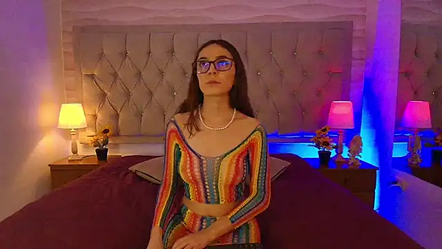 Snapshot of victoriapalmerfg chatting on November 5, 3:50 am victoriapalmerfg online show from November 5, 3:50 am