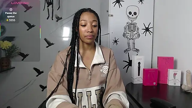 esmeralda-bk online show from October 15, 7:47 pm