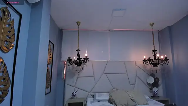 Snapshot of Aitana_Hilton_ chatting on September 20, 12:17 pm Aitana Hilton online show from September 20, 12:17 pm