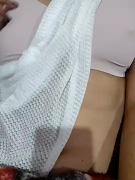 nikkibenza online show from January 19, 7:15 pm