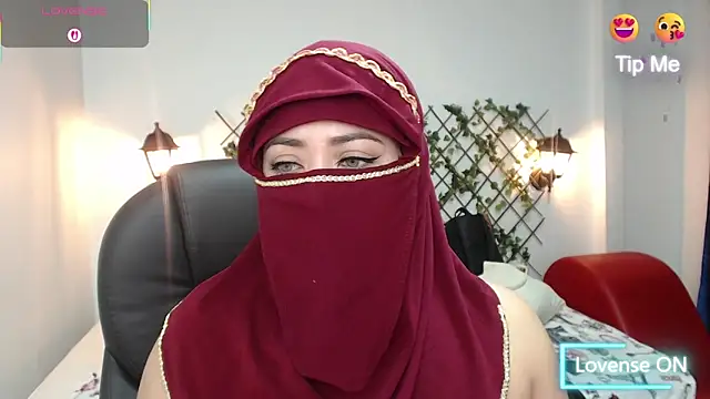 Snapshot of zahra_Jalid chatting on September 30, 8:58 pm zahra Jalid online show from September 30, 8:58 pm