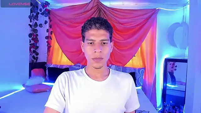 Ethan Boyy online show from October 16, 8:10 pm