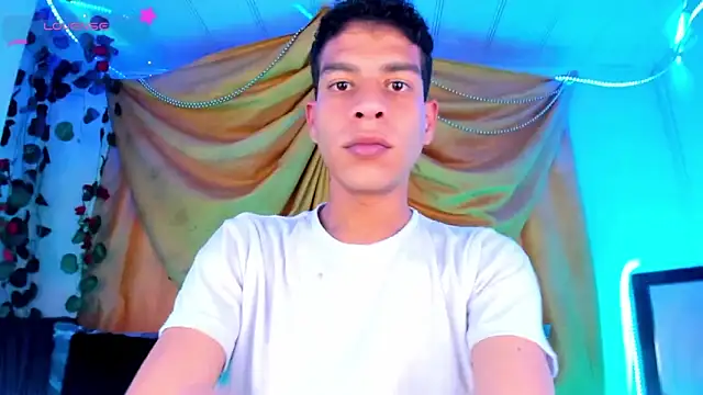 Ethan Boyy online show from January 7, 10:45 pm