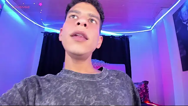Ethan Boyy online show from June 16, 6:54 pm