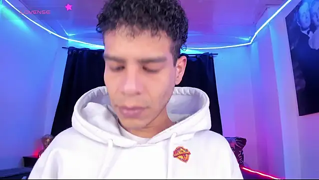 Ethan Boyy online show from June 20, 3:48 pm
