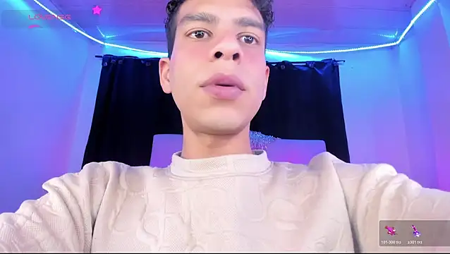 Ethan Boyy online show from June 30, 3:13 pm
