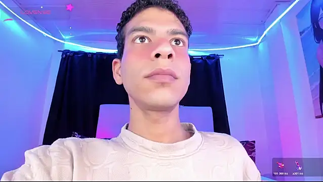 Ethan Boyy online show from July 26, 2:24 pm