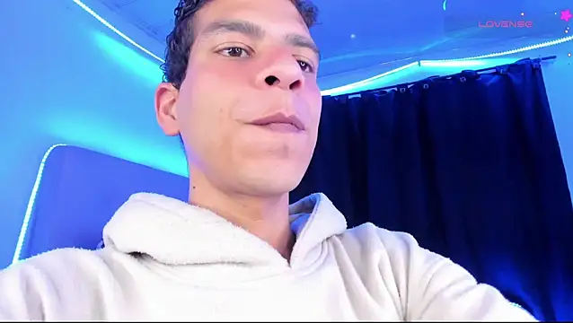 Ethan Boyy online show from July 30, 5:12 pm