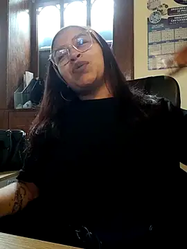 Snapshot of AnonymousGirl chatting on February 23, 2:14 pm AnonymousGirl online show from February 23, 2:14 pm