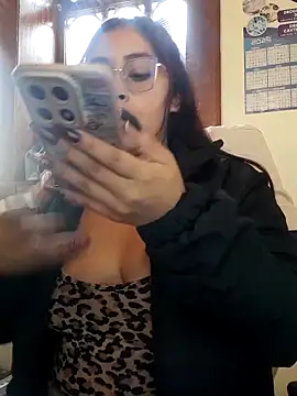 Snapshot of AnonymousGirl chatting on March 4, 2:45 pm AnonymousGirl online show from March 4, 2:45 pm