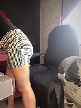 Snapshot of Miss__Melody chatting on September 22, 6:32 pm Miss  Melody online show from September 22, 6:32 pm