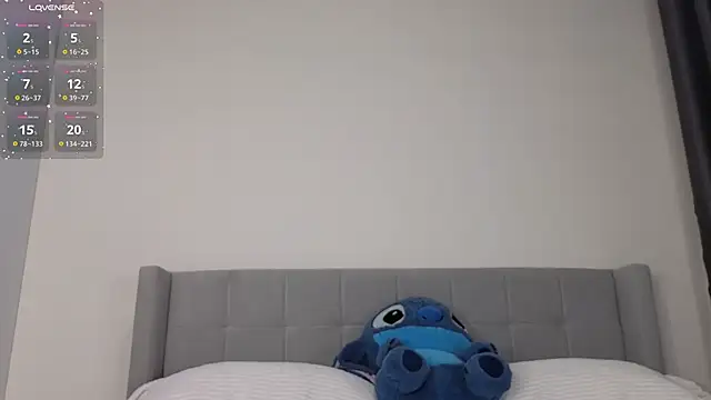 asianqueeny online show from March 23, 12:03 am