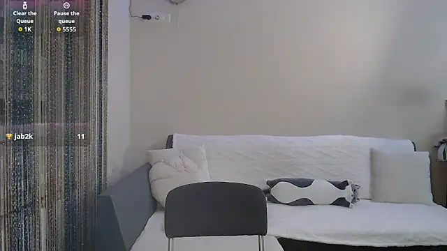 Snapshot of Lola_fox282 chatting on January 17, 9:40 pm Lola fox282 online show from January 17, 9:40 pm