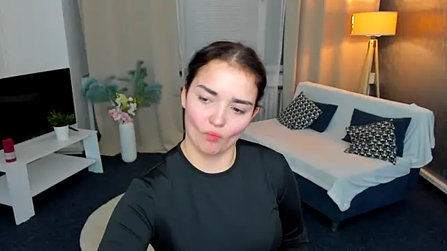 AmeliaLoveee online show from January 18, 5:37 pm