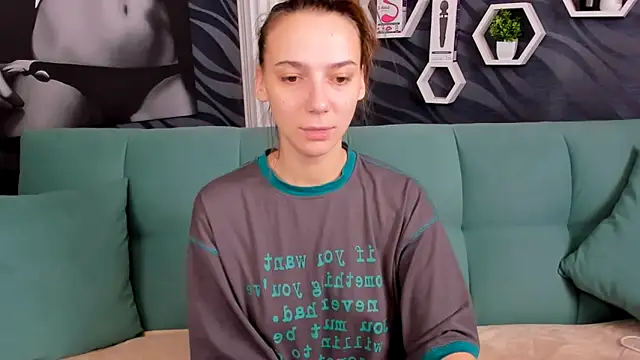 annabishop online show from February 12, 3:18 am