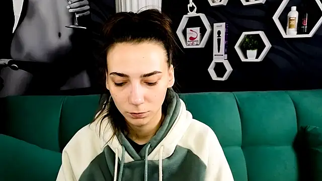 annabishop online show from February 17, 3:15 am