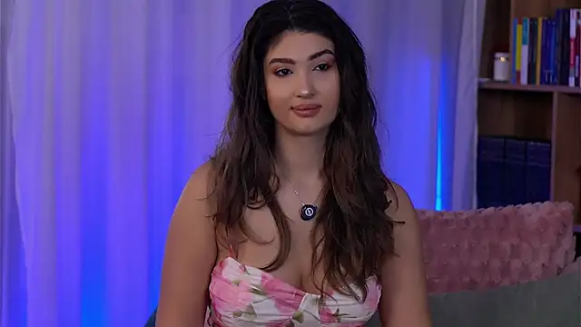 SarahPeach8 online show from February 14, 9:17 am