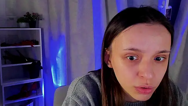 Sahara Shields online show from October 2, 10:22 am