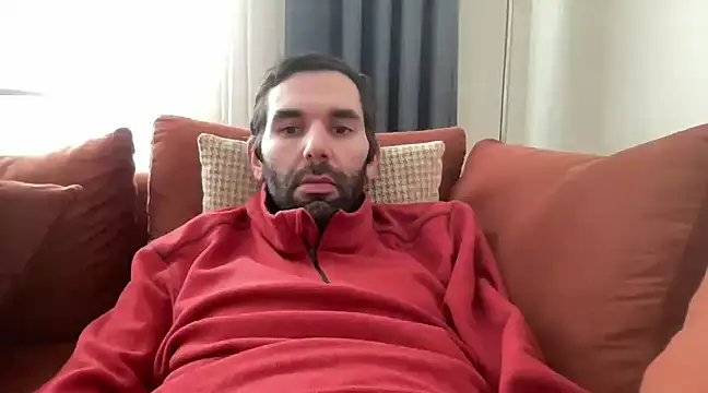 Snapshot of mrbiggdickk34 chatting on January 17, 11:49 am mrbiggdickk34 online show from January 17, 11:49 am