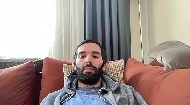 Snapshot of mrbiggdickk34 chatting on January 29, 10:48 am mrbiggdickk34 online show from January 29, 10:48 am