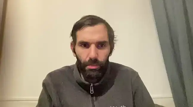 Snapshot of mrbiggdickk34 chatting on February 11, 4:11 am mrbiggdickk34 online show from February 11, 4:11 am