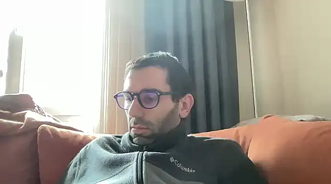 Snapshot of mrbiggdickk34 chatting on February 18, 8:59 am mrbiggdickk34 online show from February 18, 8:59 am