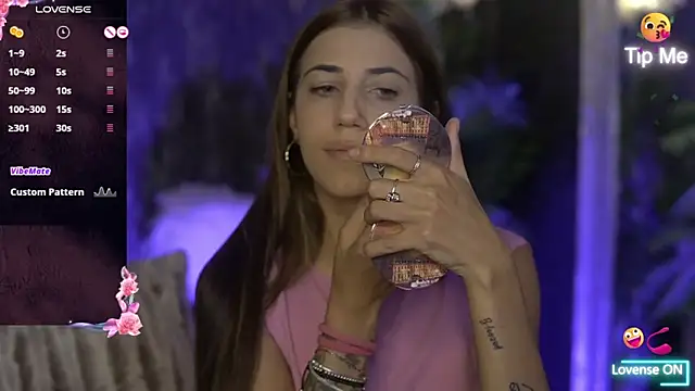 Snapshot of KeylaBlair chatting on October 10, 7:24 pm KeylaBlair online show from October 10, 7:24 pm