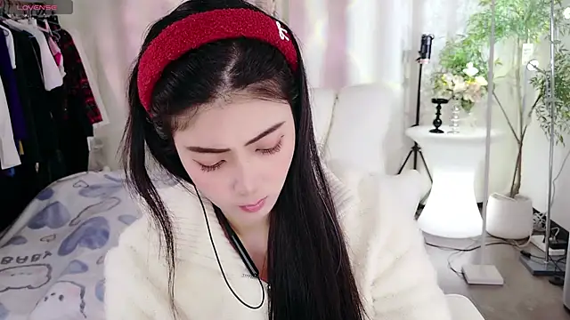 Snapshot of miaomiao-777 chatting on September 23, 1:30 am miaomiao-777 online show from September 23, 1:30 am