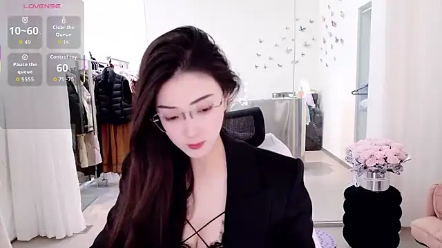 Snapshot of miaomiao-777 chatting on April 17, 1:30 am miaomiao-777 online show from April 17, 1:30 am