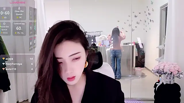 Snapshot of miaomiao-777 chatting on May 6, 11:21 pm miaomiao-777 online show from May 6, 11:21 pm