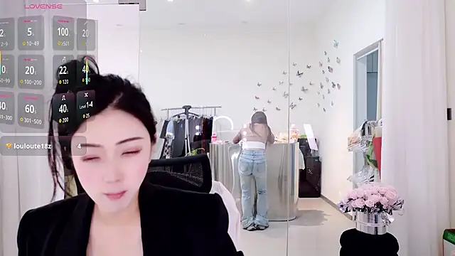 Snapshot of miaomiao-777 chatting on May 11, 11:24 pm miaomiao-777 online show from May 11, 11:24 pm