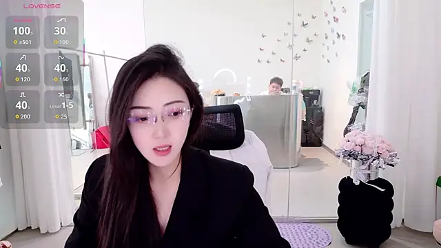 Snapshot of miaomiao-777 chatting on June 15, 2:03 am miaomiao-777 online show from June 15, 2:03 am