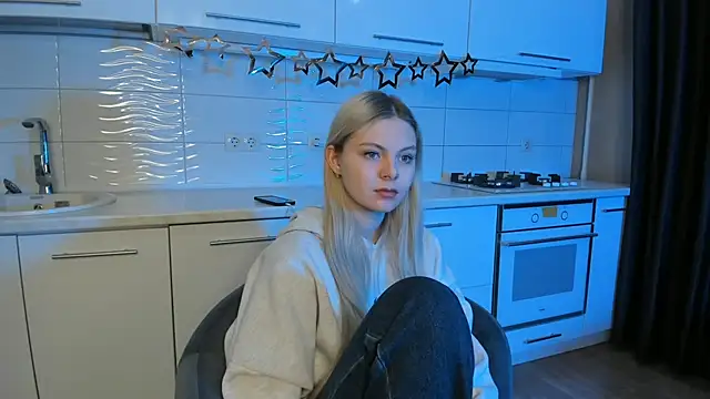 SynnoveEyre online show from January 27, 2:46 pm