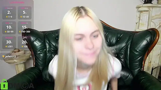 HillEva online show from November 12, 8:37 am