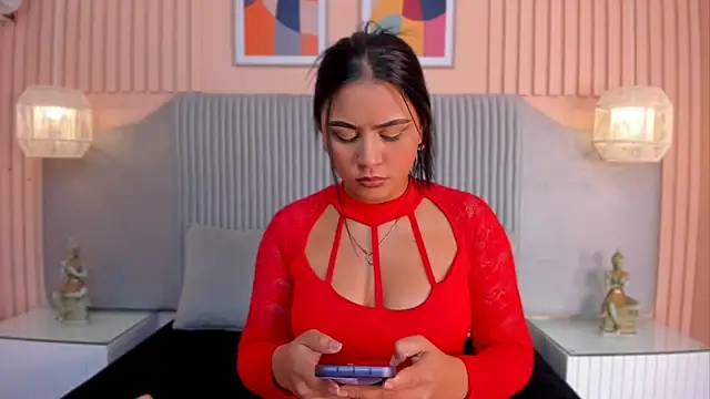 janna lopez  online show from January 30, 10:08 am