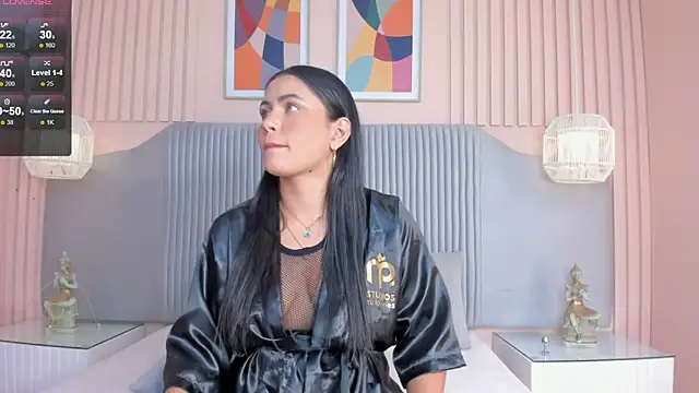 janna lopez  online show from March 7, 1:29 pm