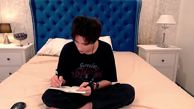 via mayer  online show from October 9, 8:18 pm