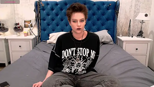 via mayer  online show from March 21, 1:58 pm