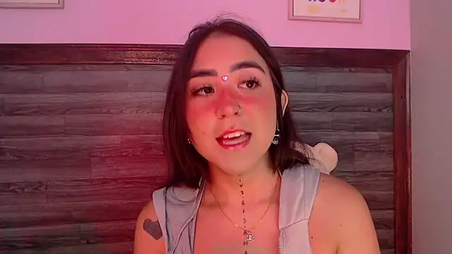 AdaaMillan online show from February 7, 8:34 pm