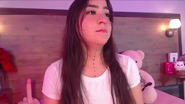 AdaaMillan online show from February 21, 9:38 pm