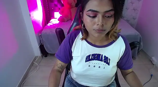 madelein m online show from January 27, 10:27 pm