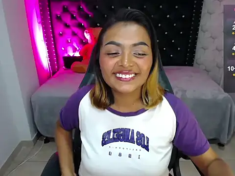 madelein m online show from February 13, 12:24 am