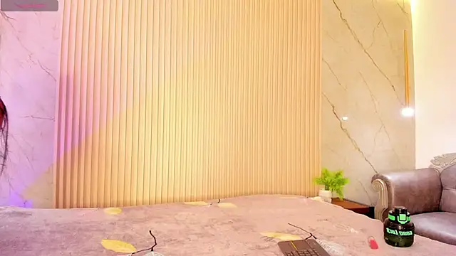 pocahontas pow online show from October 25, 4:31 am