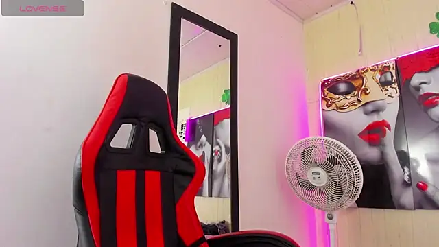 Miss sparkle00 online show from October 3, 4:53 am