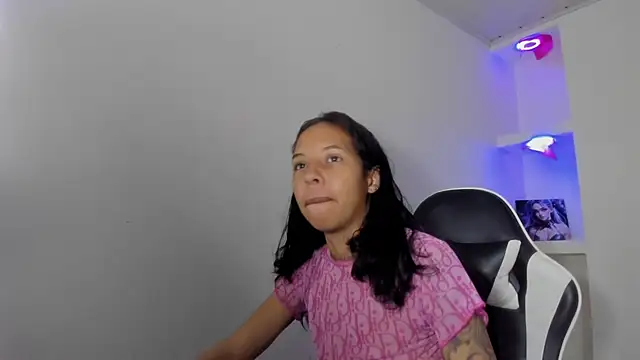 Miss sparkle00 online show from November 30, 4:49 am