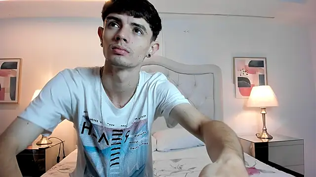 connor and angel online show from March 6, 7:32 pm