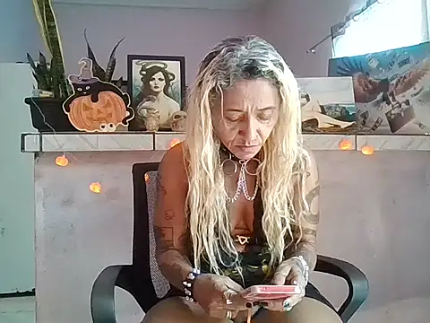 lilithandsugar online show from October 31, 12:17 pm