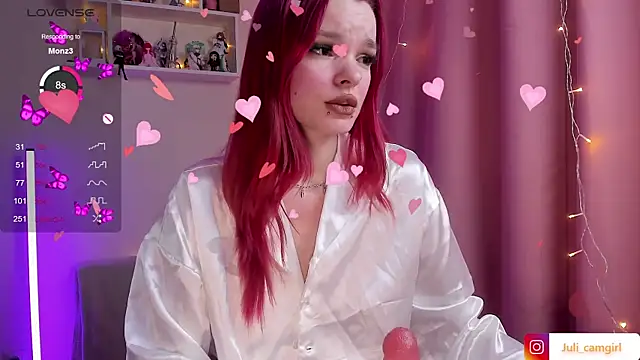 Frau Juli online show from February 4, 5:31 am