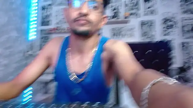 Flecho0 online show from January 17, 12:20 am