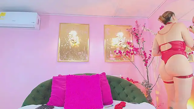 scarlette69 online show from February 15, 7:43 pm